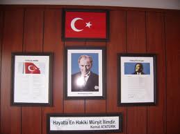 ehliyet kursu Atatürk Köşesi